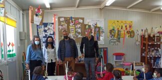 Στελέχη του Κέντρου Κοινότητας στο 14ο Νηπιαγωγείο Αγρινίου