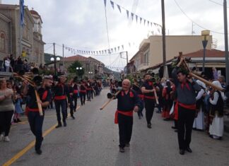 Ματαράγκα: Πλήθος κόσμου στα Λαζάρια