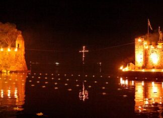 Μεγάλη Παρασκευή στη Ναύπακτο: Ξεχωριστή μεγαλοπρέπεια και κατάνυξη στο Ενετικό Λιμάνι