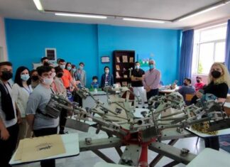 «Εργαστήρι Παναγία Ελεούσα» : Επίσκεψη μαθητών και καθηγητών από έξι χώρες