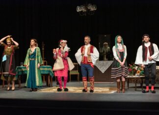 Tις καλύτερες κριτικές απέσπασε η ΘεατρόPolice