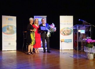 Η ΕΛΕΠΑΠ Αγρινίου τίμησε τον Επαμεινώνδα Τάνταρο για την προσφορά του