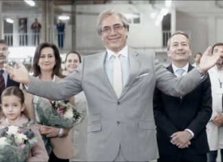 “Το τέλειο αφεντικό” στον Ελληνίς