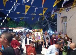 Με λαμπρότητα ο εορτασμός της Αγίας Κυριακής στο Καστράκι Αγρινίου