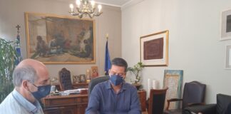 Έπεσαν οι υπογραφές και ξεκινά η ενεργειακή αναβάθμιση του Δημαρχείου Αγρινίου