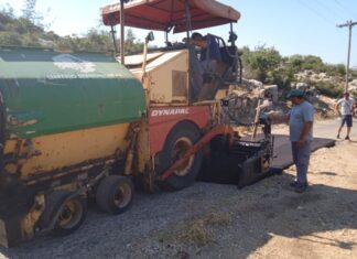 Εργασίες ασφαλτόστρωσης στη Λεπενού