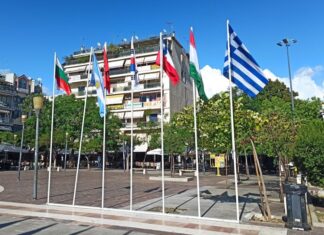 Οι σημαίες και οι σημαιούλες