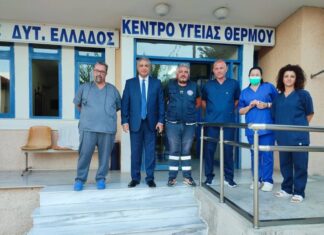 Μαζί με το βασιλικό ποτίζεται και η γλάστρα