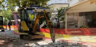 Ναύπακτος : Ξεκίνησαν οι εργασίες στην πλατεία Κεφαλοβρύσου