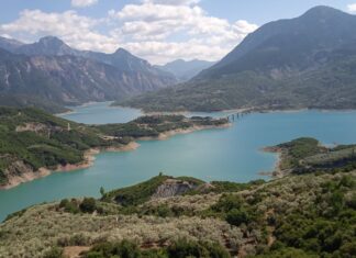 Δικαστικές προσφυγές «δείχνει» η Κομισιόν για τα ανταποδοτικά των υδροηλεκτρικών