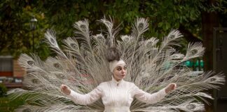 ΔΗΠΕΘΕ Αγρινίου : «Ζωντανά αγάλματα» θεατρικό δρώμενο στους δρόμους της πόλης