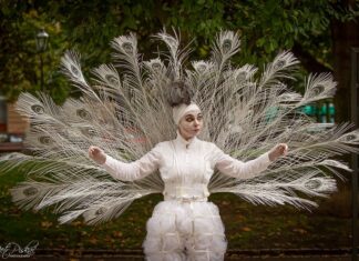 ΔΗΠΕΘΕ Αγρινίου : «Ζωντανά αγάλματα» θεατρικό δρώμενο στους δρόμους της πόλης