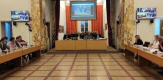 Συνεδριάζει τη Δευτέρα το Δημοτικό Συμβούλιο Αγρινίου