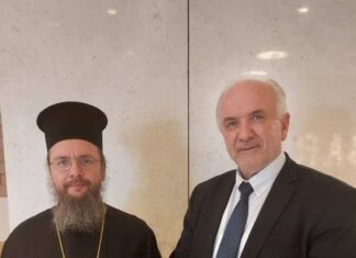 Συνάντηση Λύρου με το νέο Μητροπολίτη Δαμασκηνό