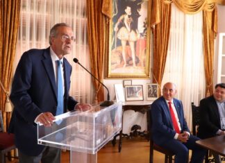 Ο Σαμαράς -αντί για το Μητσοτάκη- για τον Τσούνη στη Ναύπακτο