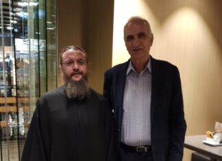 Συνάντηση Βαρεμένου με τον νέο Μητροπολίτη κ. Δαμασκηνό