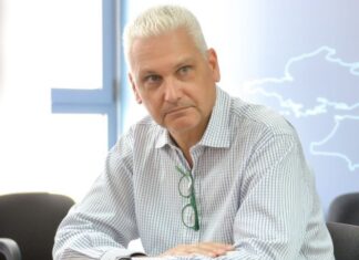 Δεν πάει Σμύρνη ο Φ. Ζαΐμης για το μπλόκο των Τούρκων στον Τζιτζικώστα