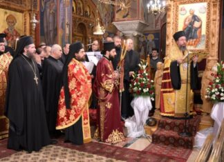 Η επίσημη υποδοχή και η ενθρόνιση του νέου Μητροπολίτη Δαμασκηνού στο Αγρίνιο