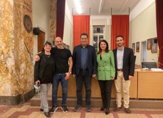 «ΝΑΙ» : Πλήθος κόσμου απόλαυσε στο Αγρίνιο το συγγραφέα Στέφανο Ξενάκη