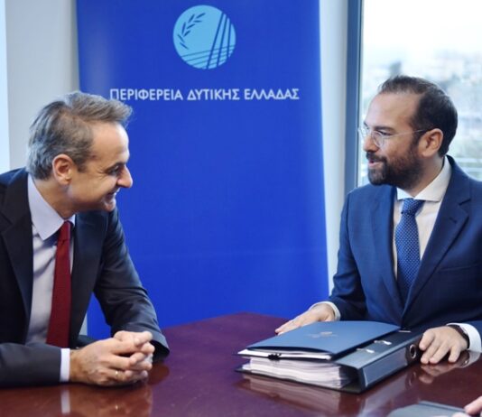 -Eσύ τι λες, Νεκτάριε, να έρθω να εγκαινιάσω τη γέφυρα στον Εύηνο ή θα μας πετάξουν οι Μεσολογγίτες στο ποτάμι;