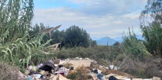 Παναιτώλιο : Ανεξέλεγκτη εναπόθεση απορριμμάτων κοντά στην Τριχωνίδα