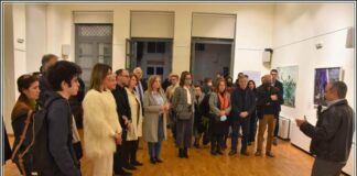 Πλήθος κόσμου στα εγκαίνια της εικαστικής έκθεσης της Ανωτάτης Σχολής Καλών Τεχνών στο Μεσολόγγι