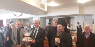 Ζεστό και γεμάτο αγάπη, χριστουγεννιάτικο γεύμα στο Μεσολόγγι