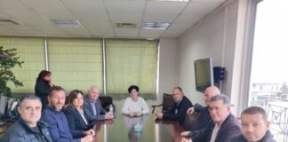 Σύσκεψη της Μ. Σαλμά με εκπροσώπους φορέων για την λειτουργία της αγοράς