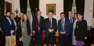 Παρουσιάστηκε στο Μεσολόγγι το βιβλίο του Γ. Κουκουδάκη “Η YΔΡΑ ΤΟΥ 1821 Ανταρτοπόλεμος στη Θάλασσα”