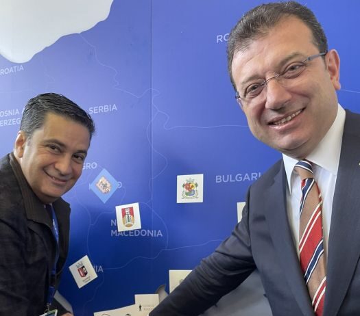 Τι να πει και ο δικός μας που “διώκεται” από το ίδιο του το κόμμα