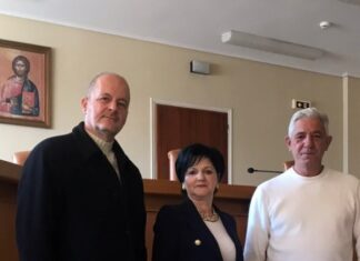 Δεύτερος απινιδωτής στο Δικαστικό Μέγαρο Αγρινίου