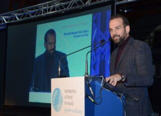 «Όλα από την αρχή» τα πήρε ο Φαρμάκης με τους αντιπεριφερειάρχες