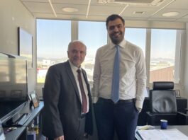 Σε εγκάρδιο κλίμα η συνάντηση Λύρου με τον Γραμματέα της ΝΔ