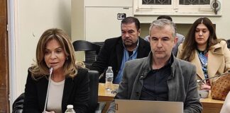 Εκλογικό κέντρο της Σταρακά το Δημοτικό Συμβούλιο