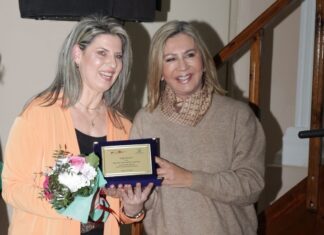 Βραβεύτηκε στον Βόλο η Χρυσούλα Τασολάμπρου και η χορωδία “Αγία Σκέπη”