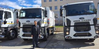 Tρία νέα απορριμματοφόρα παρέλαβε ο Δήμος Αγρινίου