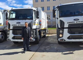 Tρία νέα απορριμματοφόρα παρέλαβε ο Δήμος Αγρινίου