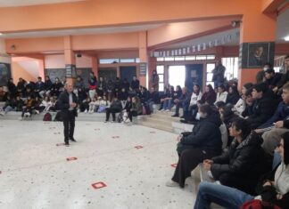 Με τον «Ισαάκ Μιζάν» στο Λύκειο και Γυμνάσιο Νεοχωρίου