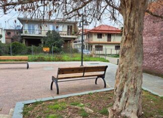 Δήμος Αγρινίου : Νέα παγκάκια σε πλατείες Κοινοτήτων της Δ.Ε. Θεστιέων