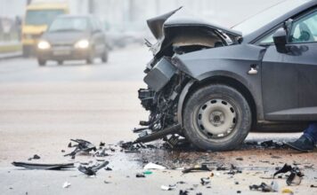 Στα δικαστήρια για τα SMS του Κυρανάκη για τα τροχαία