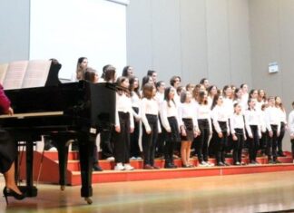 Μια ανεπανάληπτη βραδιά με την Ακαδημαϊκή Χορωδία Νέων Αθηνών