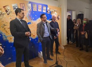 Εγκαινιάστηκε η έκθεση «Σήκω Ψυχή μου!…» στη Δημοτική Πινακοθήκη Αγρινίου