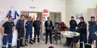 Επίσκεψη Δημήτρη Κωνσταντόπουλου στην Πυροσβεστική Υπηρεσία Ναυπάκτου