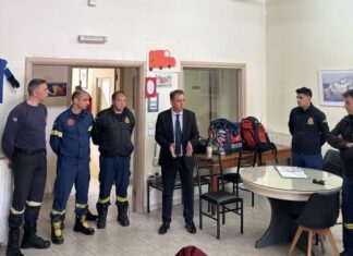 Επίσκεψη Δημήτρη Κωνσταντόπουλου στην Πυροσβεστική Υπηρεσία Ναυπάκτου