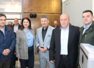 Με επιτυχία η παρουσίαση βιβλίου του Δημήτρη Αλεξανδρή για το Δημήτρη Μακρή