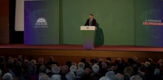 Ν. Ανδρουλάκης από το Αγρίνιο : Ψηφίστε ΠΑΣΟΚ για να φύγουν και οι δυο