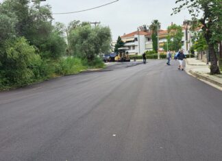 Eργασίες ασφαλτόστρωσης στην οδό Αγίου Ιωάννη Ρηγανά