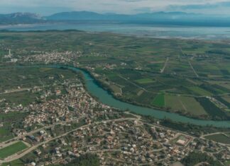 «Ο Αχελώος στις Οινιάδες»