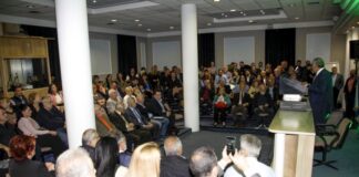 Ηχηρό «παρών» των ετεροδημοτών στη συγκέντρωση του Δημήτρη Κωνσταντόπουλου στην Αθήνα