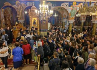 Ιερές Παρακλήσεις για τις Πανελλήνιες Εξετάσεις σε Αγρίνιο και Μεσολόγγι